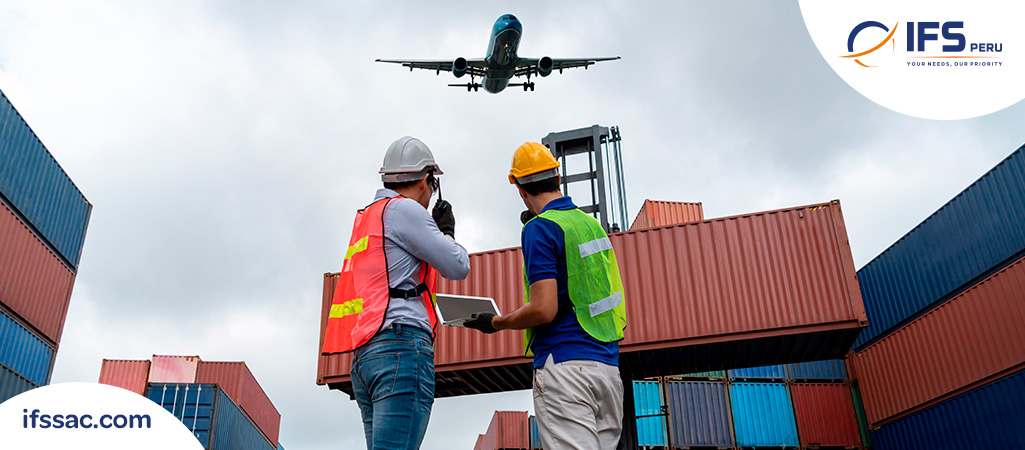 What is the Difference Between a Freight Broker and a Dispatcher